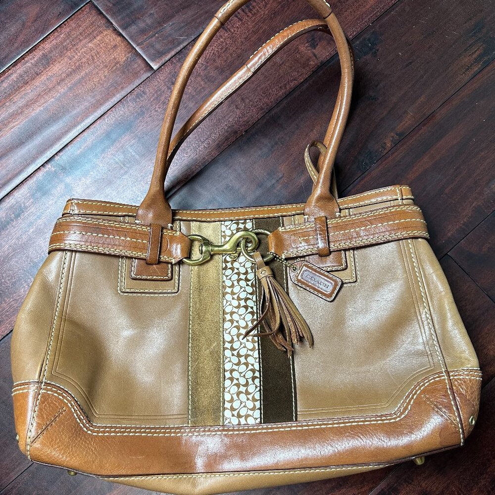 COACH Hamptons Camel Tan Leather Stripe LG Carryall Business Tote